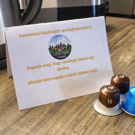 Hos-Cegledi Vendeghaz Miskolc -Oenallo Otthon, Mely Csak Az Oenoeke Eksteriør bilde